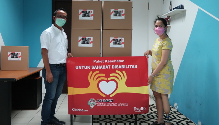 Bantu Penyandang Disabilitas, Yayasan AHM Bagikan Paket Sembako