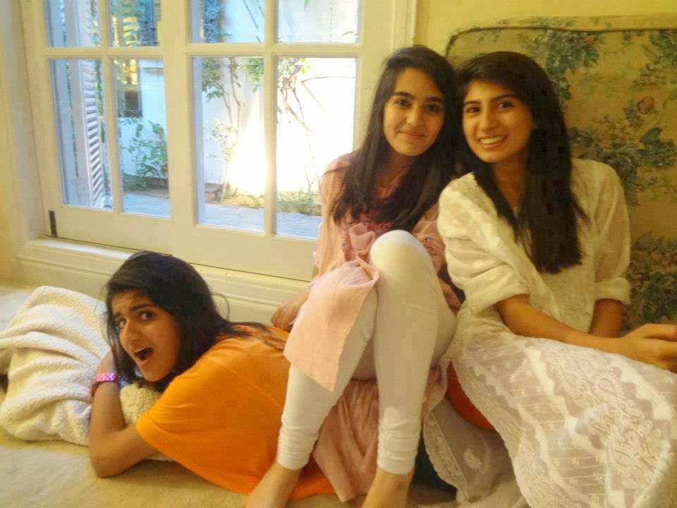wonder-pakistan-lesbian-girls