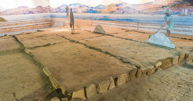 Fuente: descubrecadadia.blogspot.com Recreación de las salinas durante las épocas del Imperio Romano
Fuente: descubrecadadia.blogspot.com