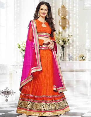 Indian style of bridal mehndi dress is elegance at is finest.