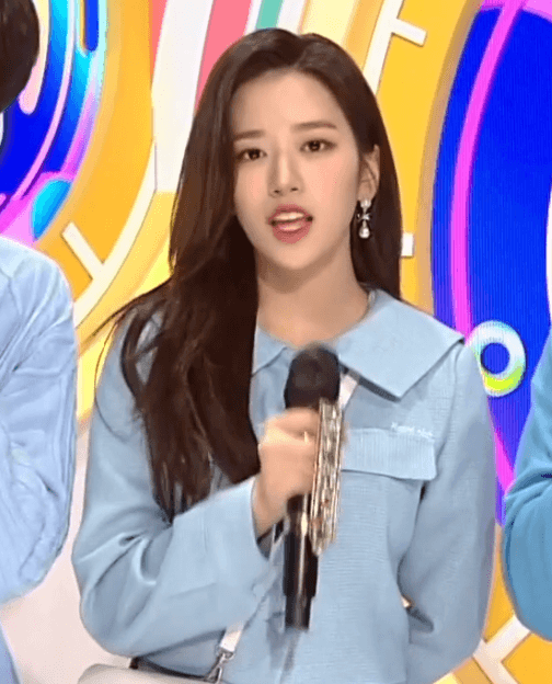 아이즈원> 인기가요 첫 MC 안유진