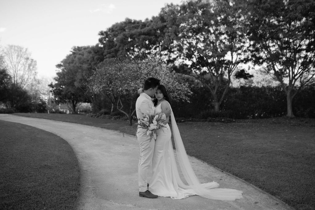 the aisle photography hunter valley weddings bridal gowns stationery floral design venue to the aisle australia | august bloom editorial