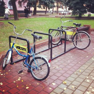 012 Как крепить велосипед на парковке