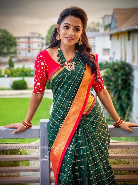 TV Actress Navya Swamy Stunning Photos
