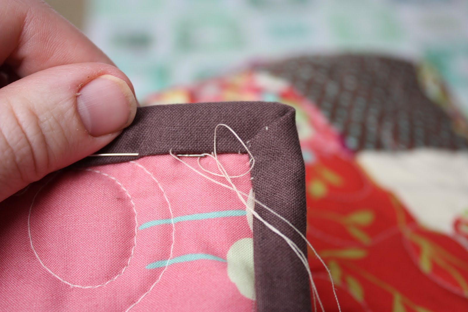 how to do a blind stitch on quilt binding