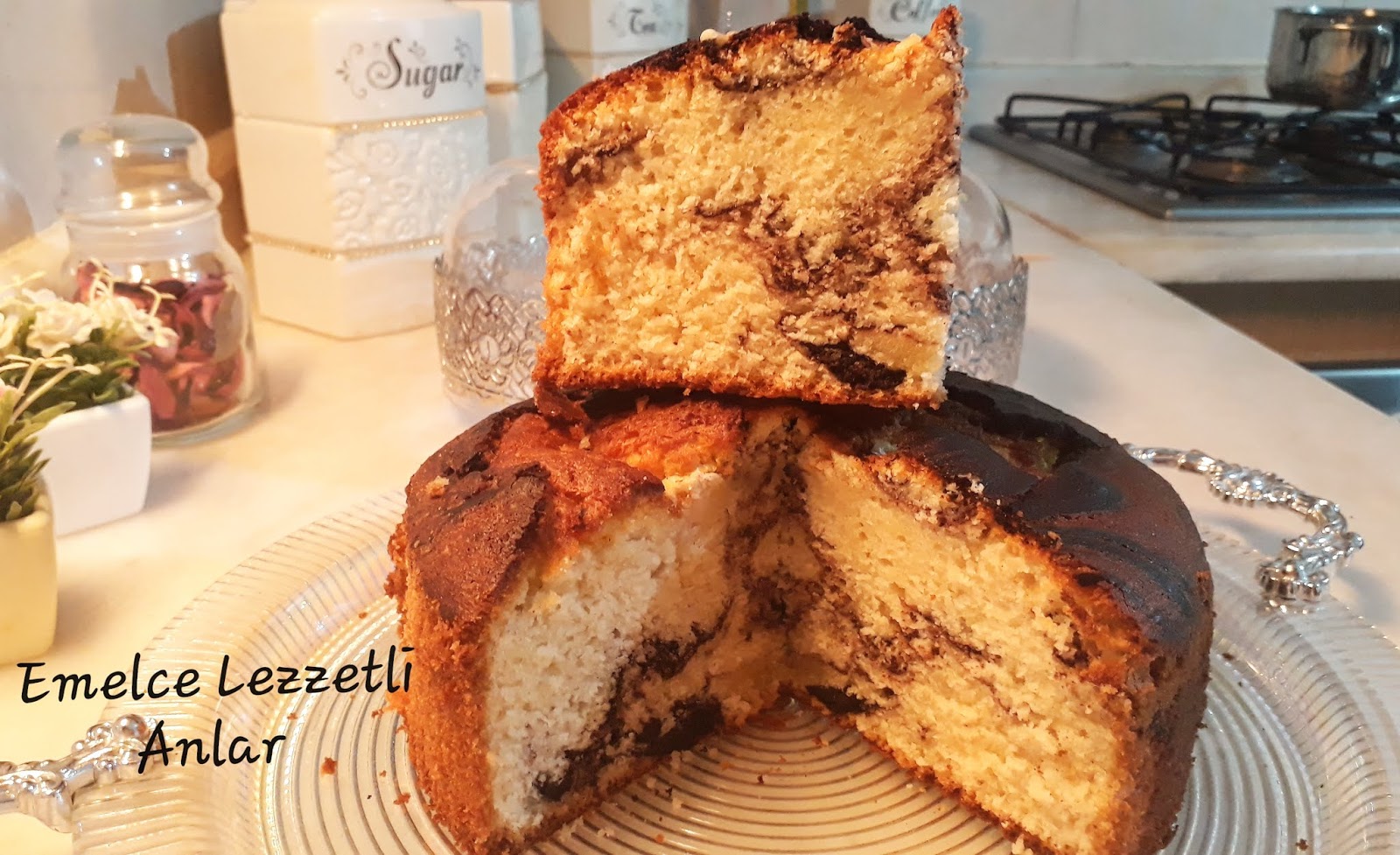 Kabarma garantisi ile KLASİK KEK TARİFİ Emelce Lezzetli Anlar