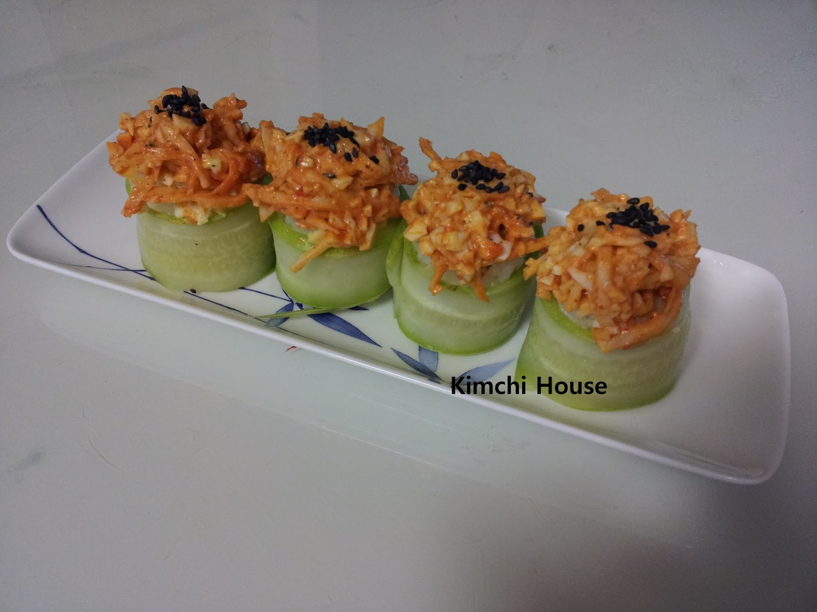 Kimchi House Crab Cucumber Roll/蟹肉黄瓜卷/게맛살오이롤