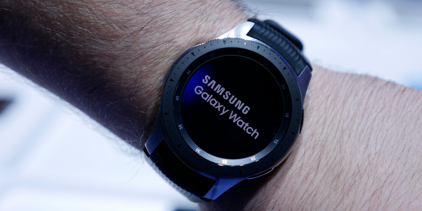 Menarik Perhatian, Inilah Kelebihan Smartwatch Samsung Terbaru - Trik 135 - Handphone Dan Komputer