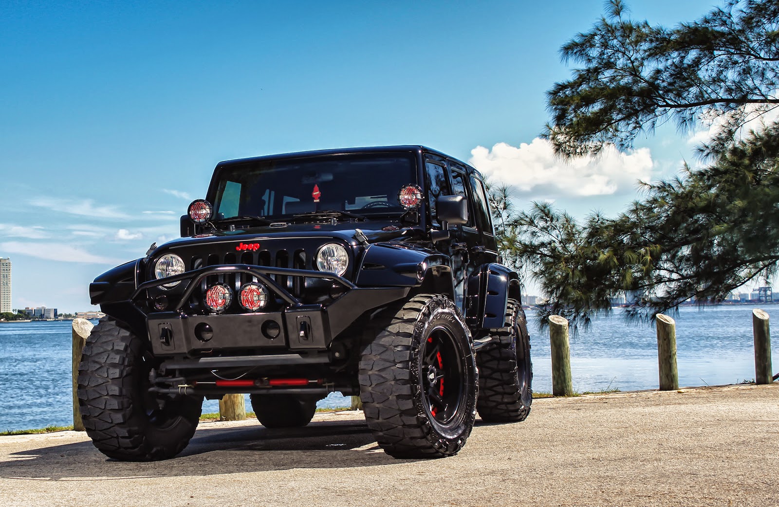 Jeep Wrangler РѕС‚ Exclusive Motoring