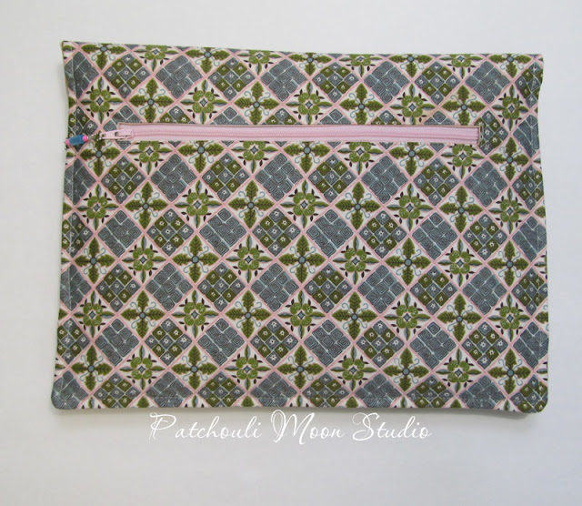 Patchouli Moon Studio~Diva Envelope Clutch