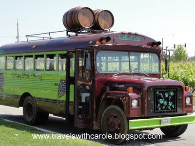 vintage tour bus at Ruby Hill Winery in Pleasanton, California