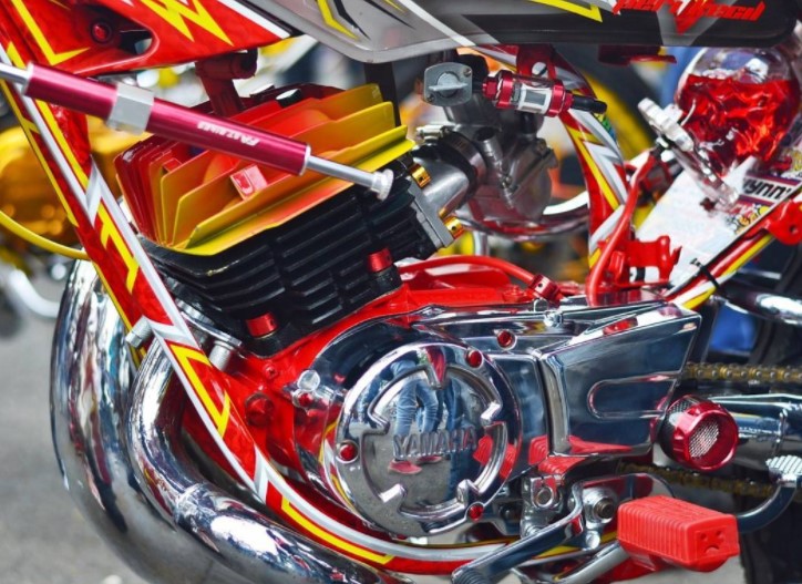 Persaingan Abadi !! Teknologi Pendongkrak Performa Mesin YEIS VS KIS