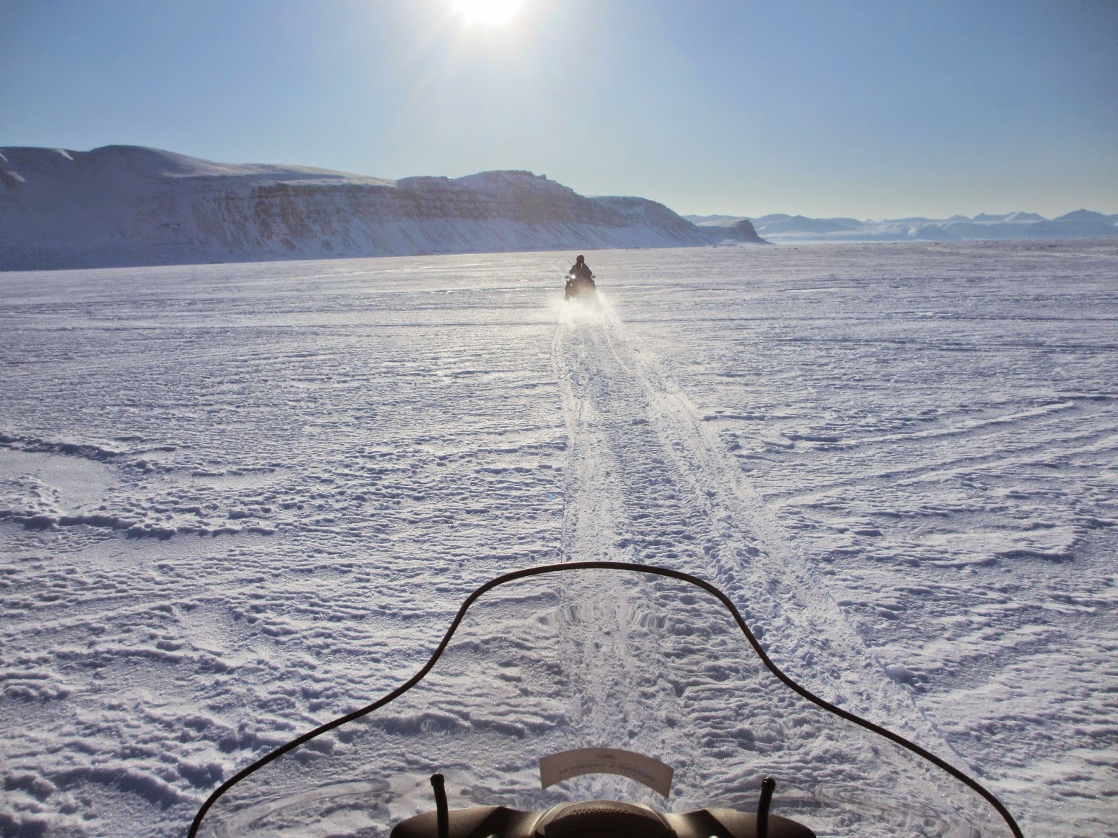 Expedição em MOTA DE NEVE a Tempelfjorden nas ilhas Svalbard | Noruega