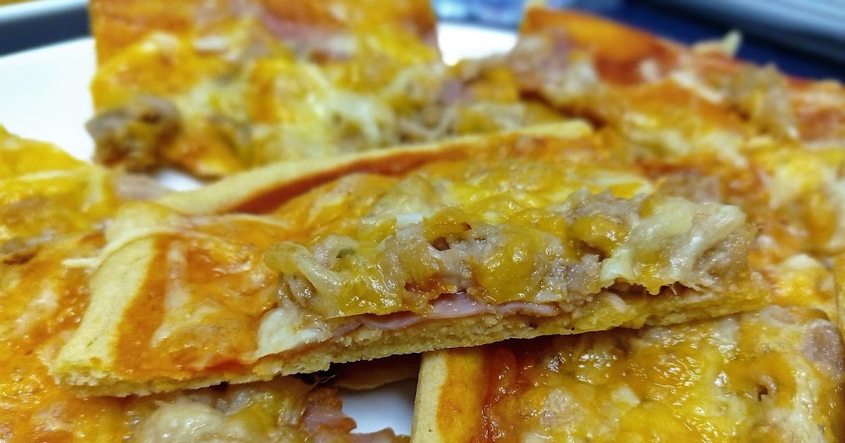 image of .: Pizza casera con masa de harina de garbanzo
