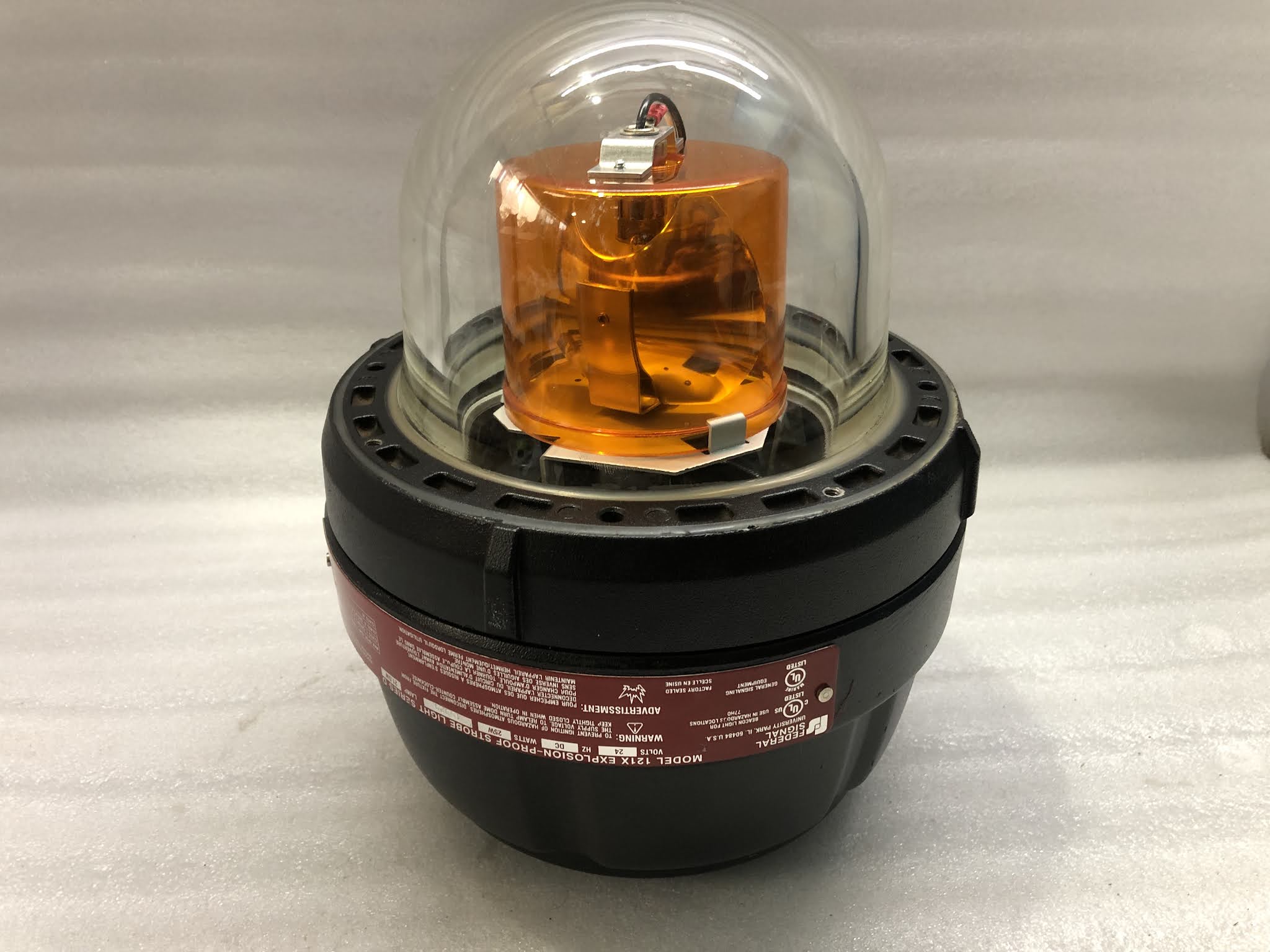federal-signal-121x-explosion-proof-strobe-light-24vdc-25w