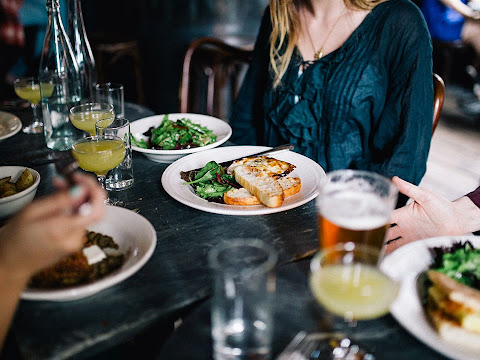 6 ways safe food handling tips could leave you needing a lawyer