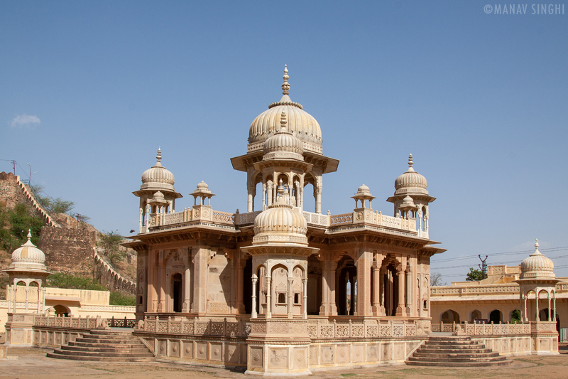 Gatore ki Chhatri (Maharaja)