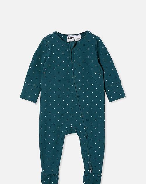 Are rompers a good choice to buy for your baby?