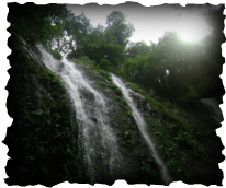 Hinulugan Falls