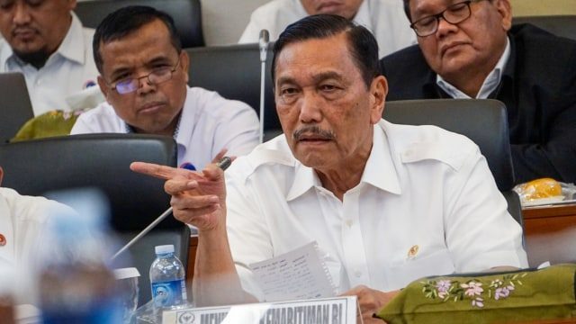 Luhut Dukung TKA China Masuk RI: Teknologi dari Dia, Kita Enggak Siap Luhut Dukung TKA China Masuk RI: Teknologi dari Dia, Kita Enggak Siap