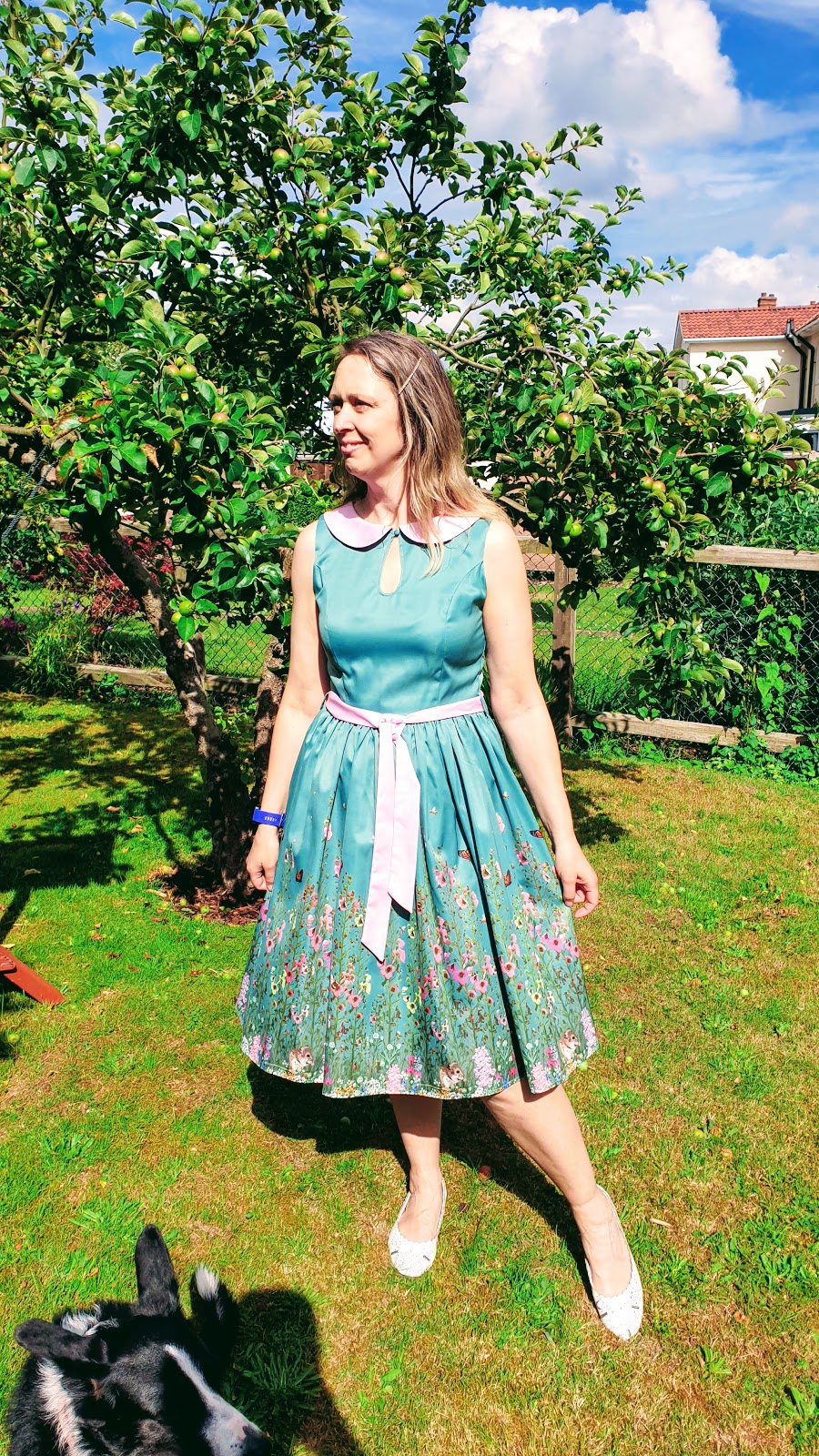 Vintage Swing Dress And Afternoon Tea In The Garden | Claire's World