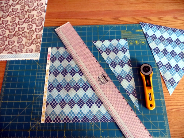 How to make a paper pennant banner