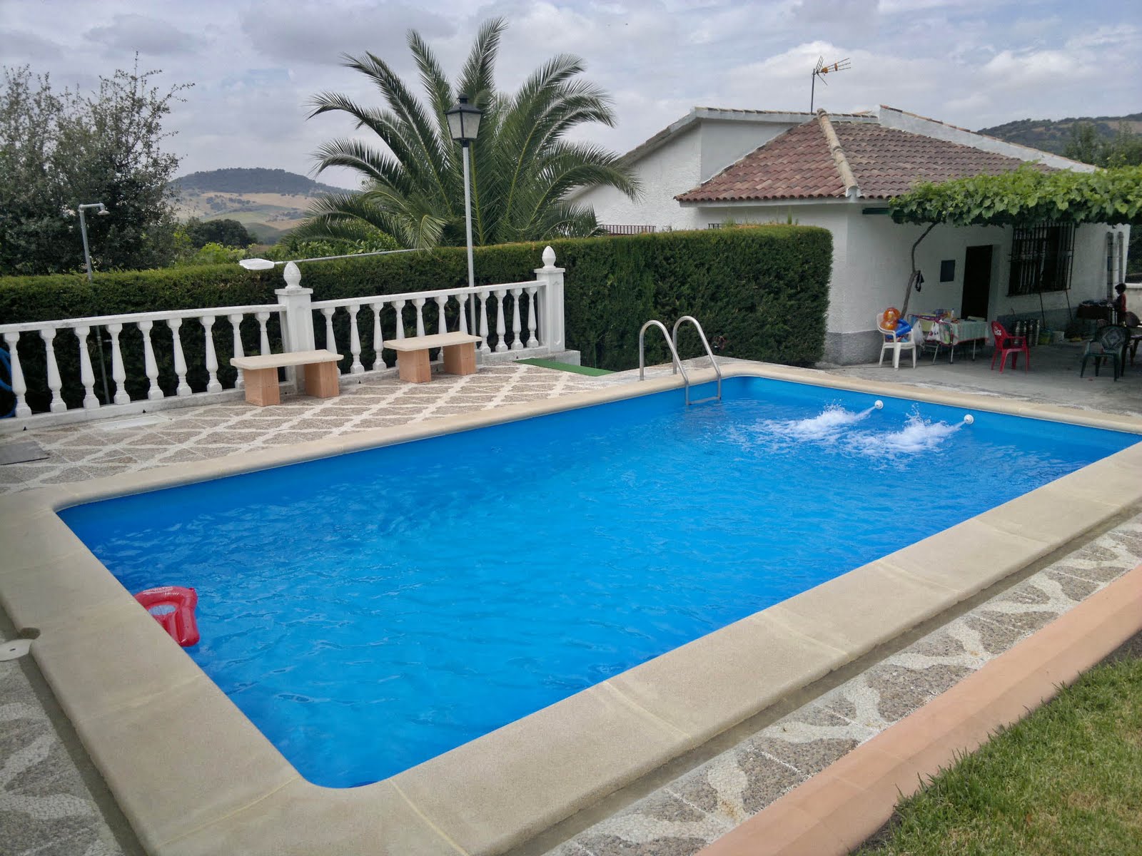 VIVIENDA TURISTICA DE ALOJAMIENTO RURAL "LAS BUGANVILLAS". SIERRA DE