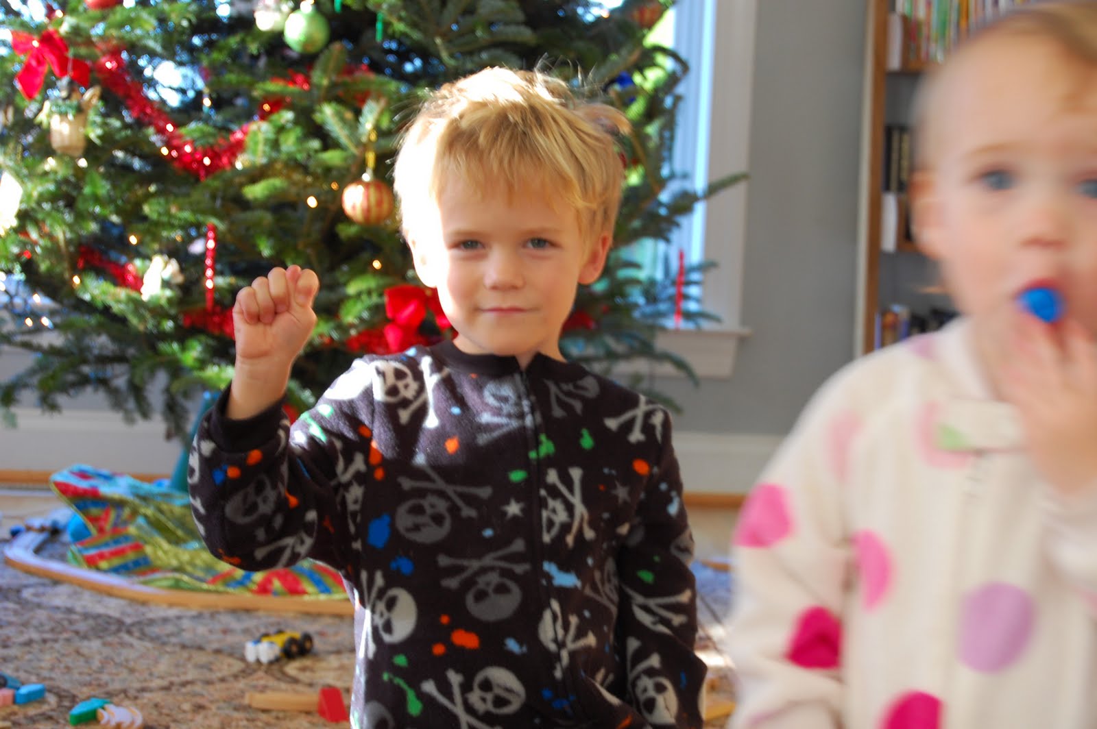 diary of a proud mama: Merry Christmas! (in sign language ;)