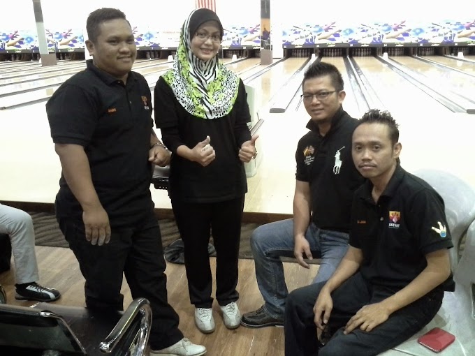 GAME BOWLING UNIKL MIAT