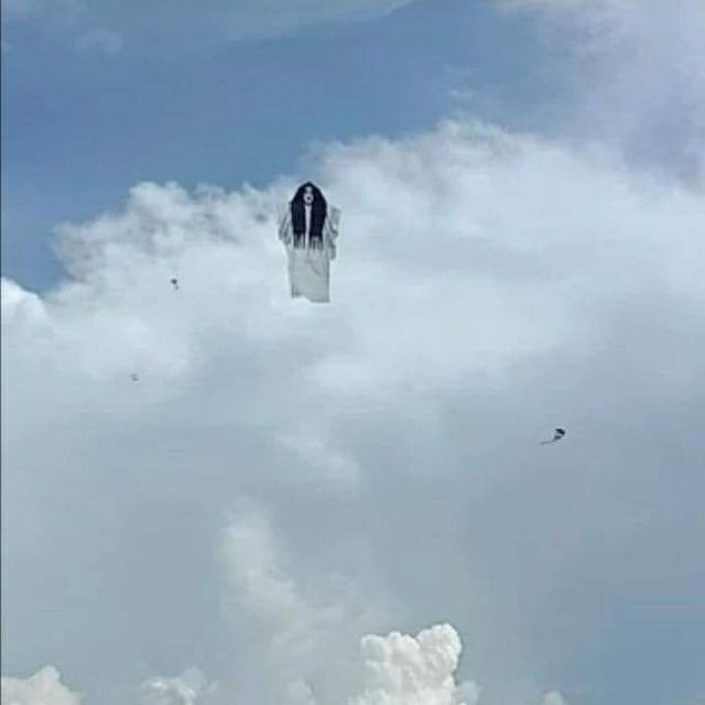 layangan kuntilanak Desain Layang - Layang Unik Yang Bikin Ketawa