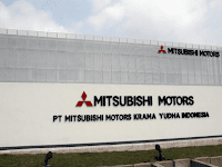 Lowongan Terbaru S1 Fresh Graduate Staff PT Mitsubishi Motors Krama Yudha Indonesia (MMKI)