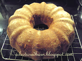 Eclectic Red Barn: Sour Cream Coffee Cake from the oven