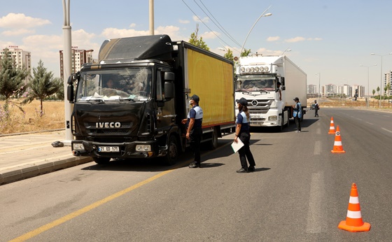 Diyarbakır Büyükşehir Belediyesinden ağır tonajlı araçlara sıkı denetim