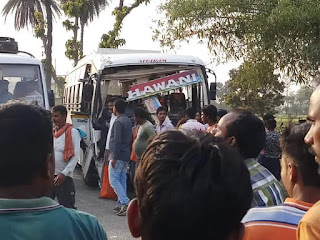 आमने-सामने टकराई भवानी बस सर्विसेज की दो बस , दर्जनों यात्री घायल आमने-सामने टकराई भवानी बस सर्विसेज की दो बस , दर्जनों यात्री घायल