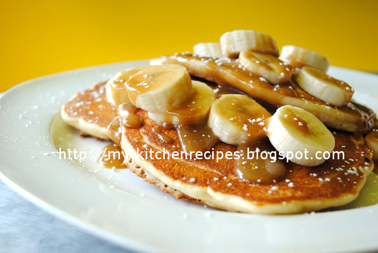 Banana Fritters with Caramel Sauce