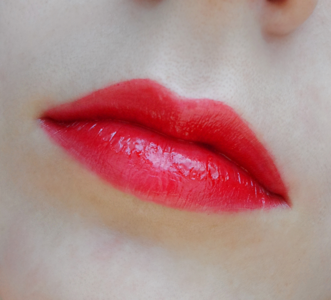 the perfect red lip look with le keux cosmetics whistle bait