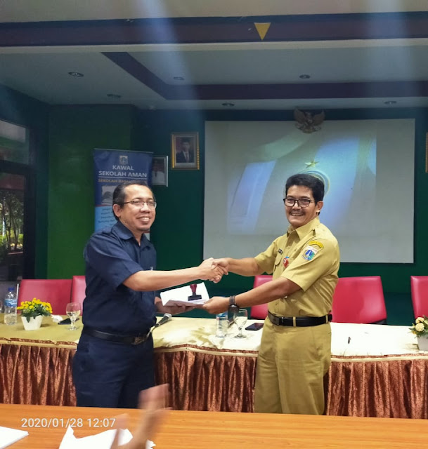 Kegiatan MGMP Ekonomi di SMAN 48 Tahun 2020