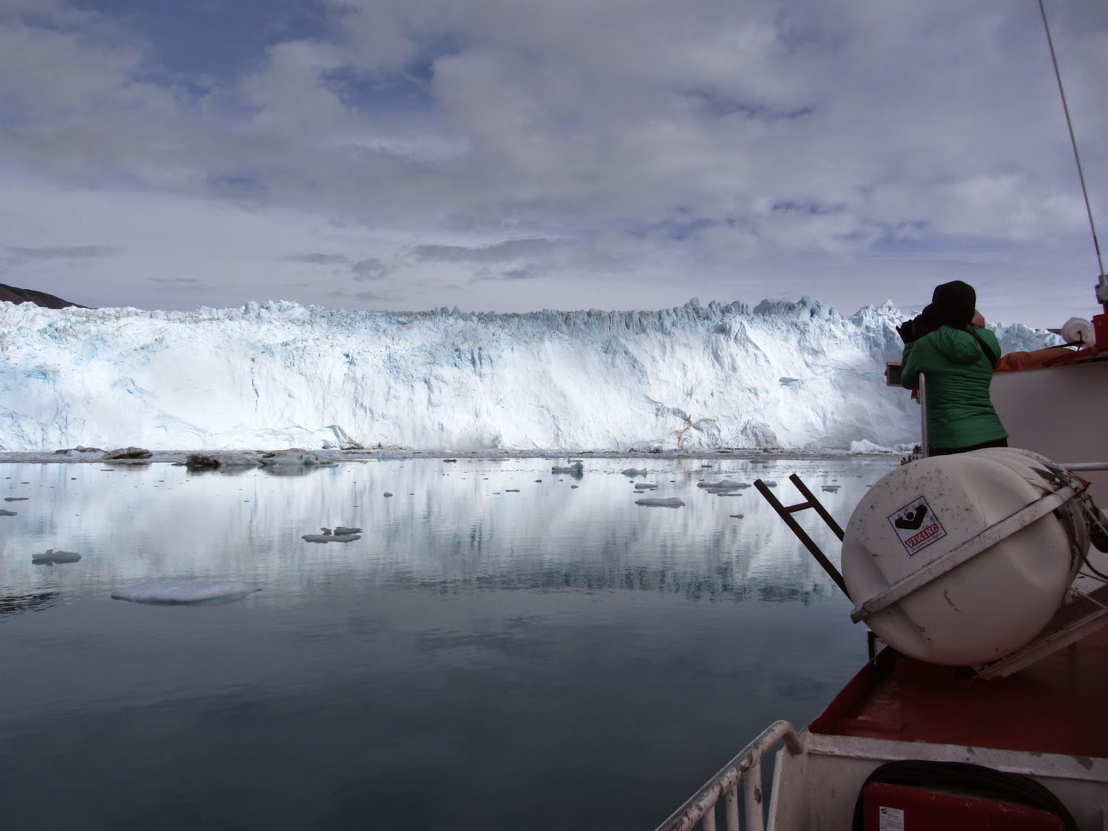 Visitar o GLACIAR EQI e dormir aos pés do Glaciar | Gronelândia