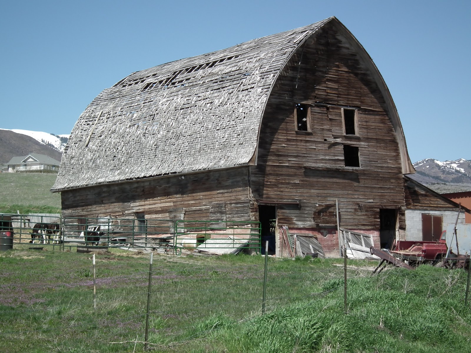 CAPture Nature Old Barns around Cache Valley, Utah