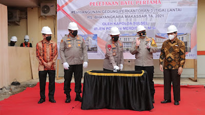 Kapolda Sulsel Letakkan Batu Pertama Dimulainya Pembangunan Gedung Kantor RS Bhayangkara Berlantai 3