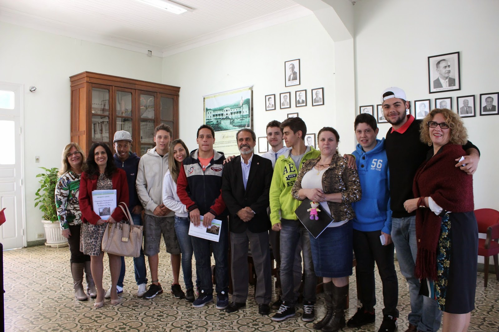 Colégio Municipal Poços de Caldas: PROJETO 2014 – CONSUMO SUSTENTÁVEL