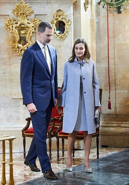 Queen Letizia wore Carolina Herrera coat and dress from Fall 2016 collection, carried Lidia Faro python skin clutch bag