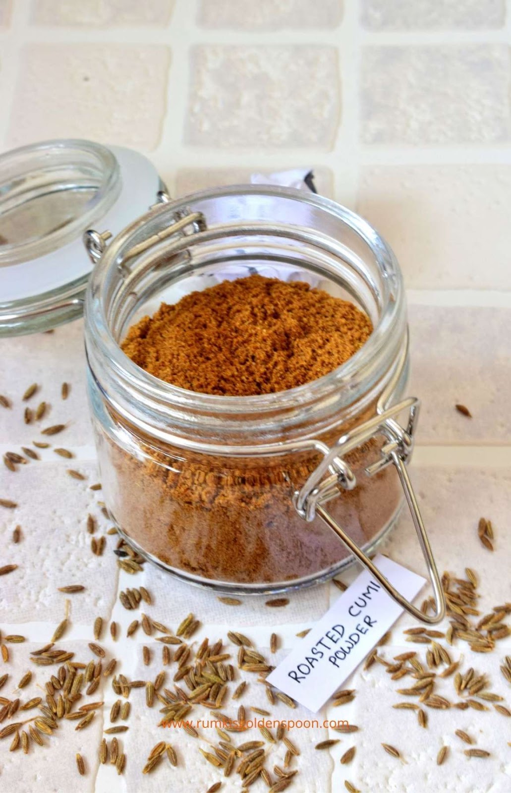 cumin, cumin powder, cumin spice, cumin and curry, what cumin used for, cumin recipes, roasted cumin powder, uses of cumin powder, cumin powder meaning, cumin water benefits, bhuna jeera, how to make cumin powder, DIY recipe, ground cumin, Rumki's Golden Spoon