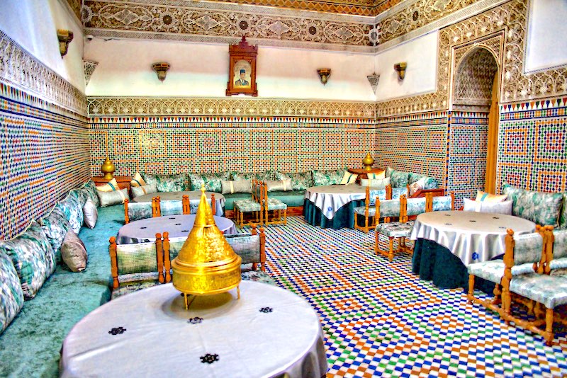 Marrakesz, Marrakesz najlepsze restauracje, Marrakesz gdzie zjeść, jedzenie w Maroko, Marrakesz tagine, Marrakesz Hitchcock, Maroko co zjeść, Dar Es Salam film