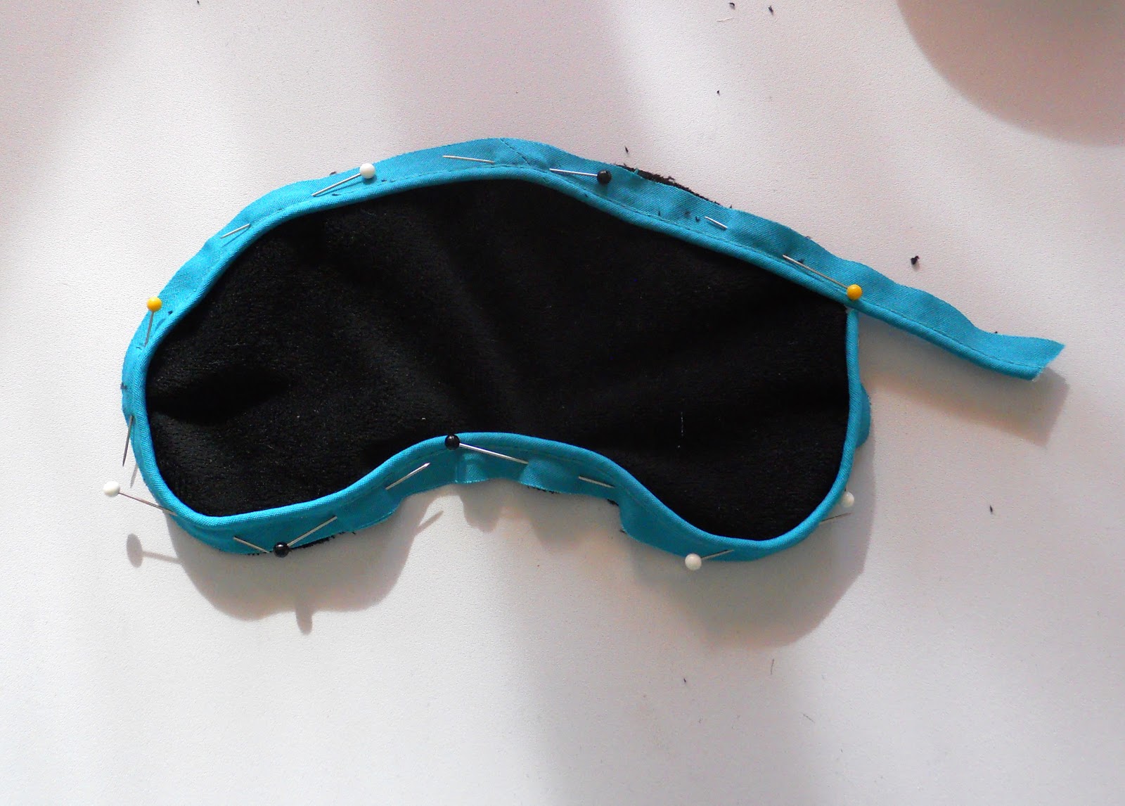 Corner Window Crafts: Sleeping Mask Tutorial
