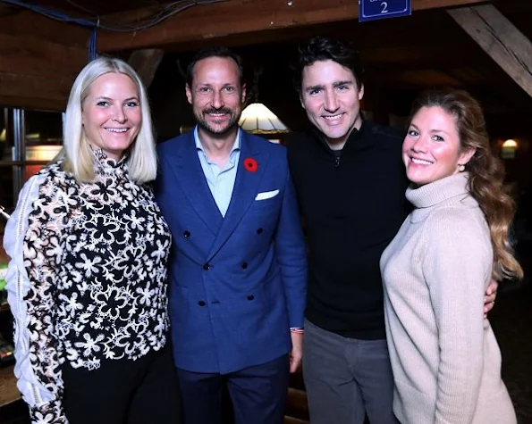 Prince Haakon, Princess Mette-Marit, Prime Minister Justin Trudeau, Sophie Gregorie Trudeau at L'Oree du Bois in Chelsea, Matte Marit wore Valentino print top