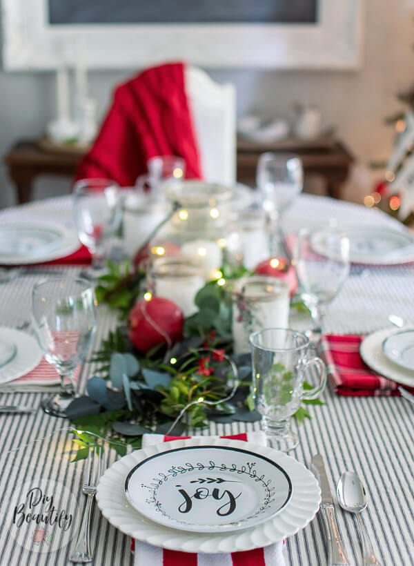 Christmas centerpiece and plates
