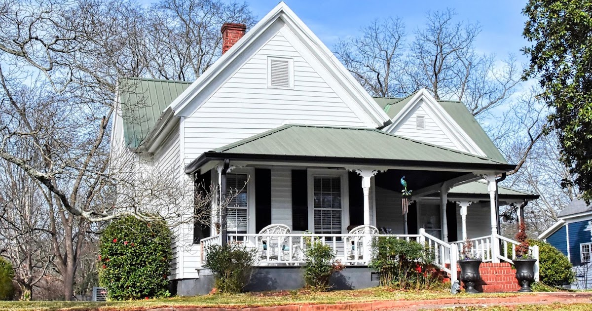 A Neat Older Home in Jasper County