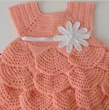 Vestido Bebé con Volantes a Crochet