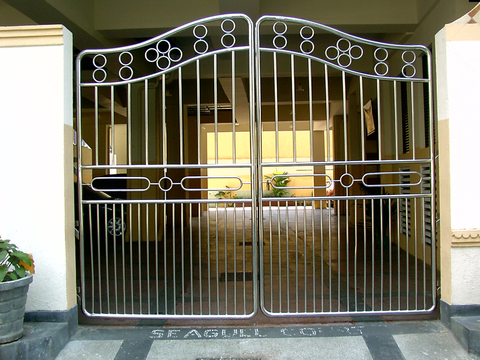 TMR Stainless Steel Fabricators Gates & grill works